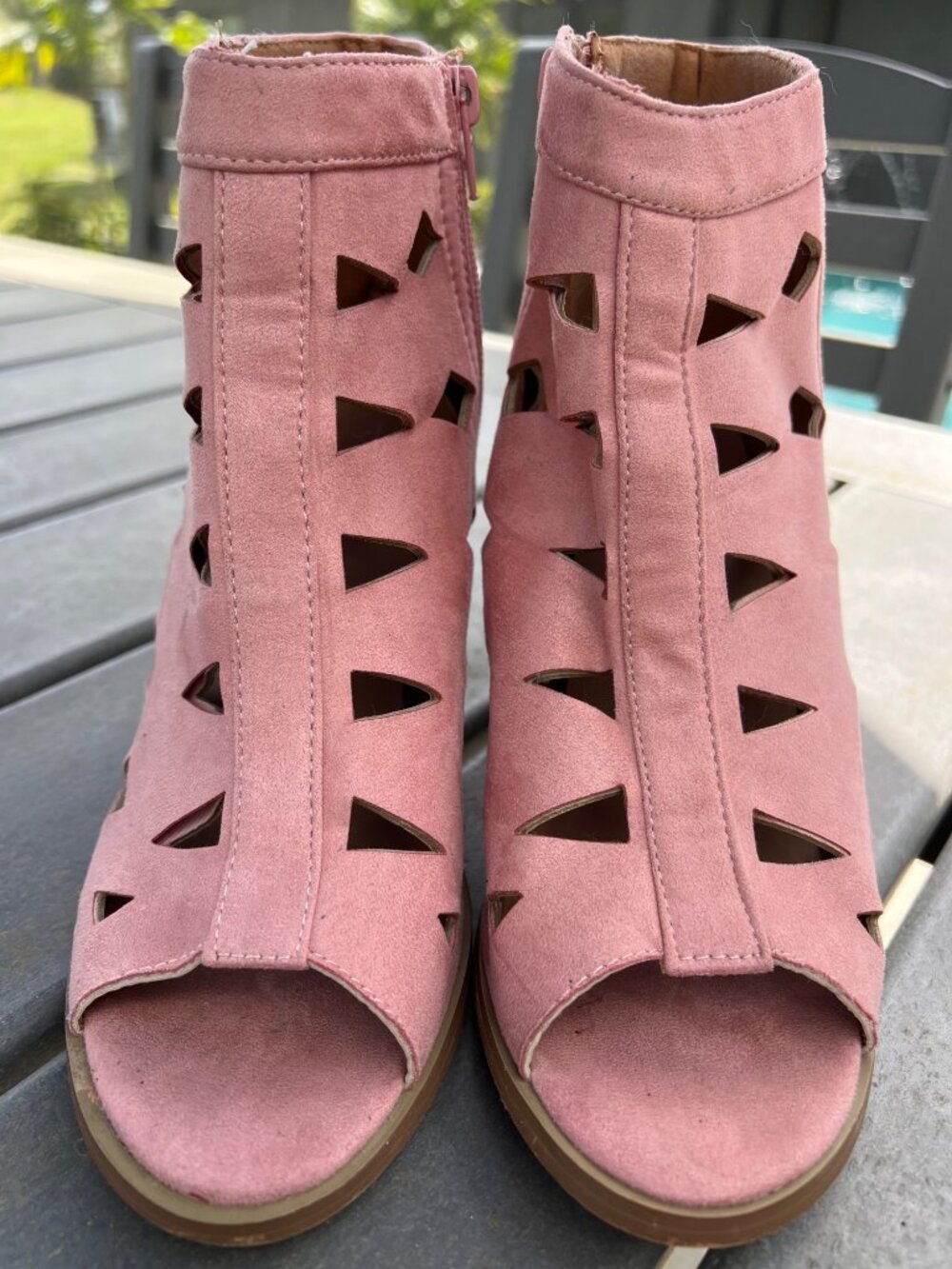 YOKI Women Faux Suede Pink Cut-Out Side Zip Block Heel Booties Shoes Size 8